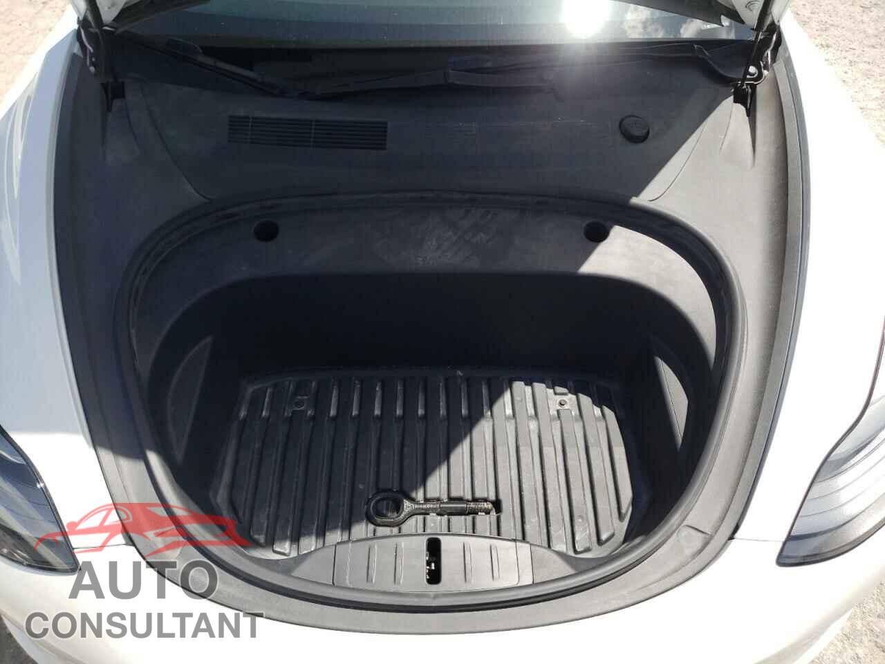 TESLA MODEL 3 2022 - 5YJ3E1EA2NF133793