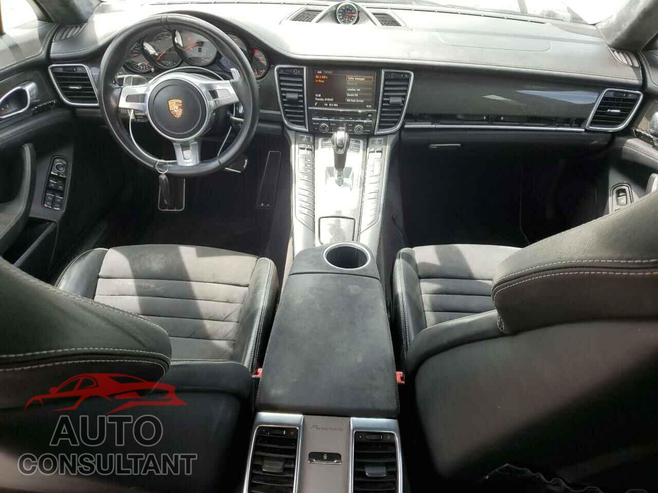 PORSCHE PANAMERA 2016 - WP0AF2A72GL080615
