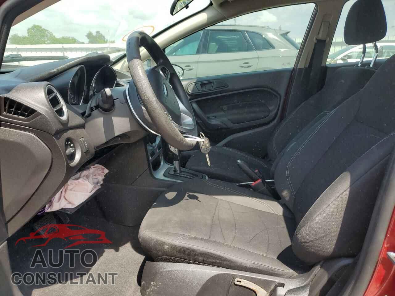 FORD FIESTA 2017 - 3FADP4EJ9HM132629