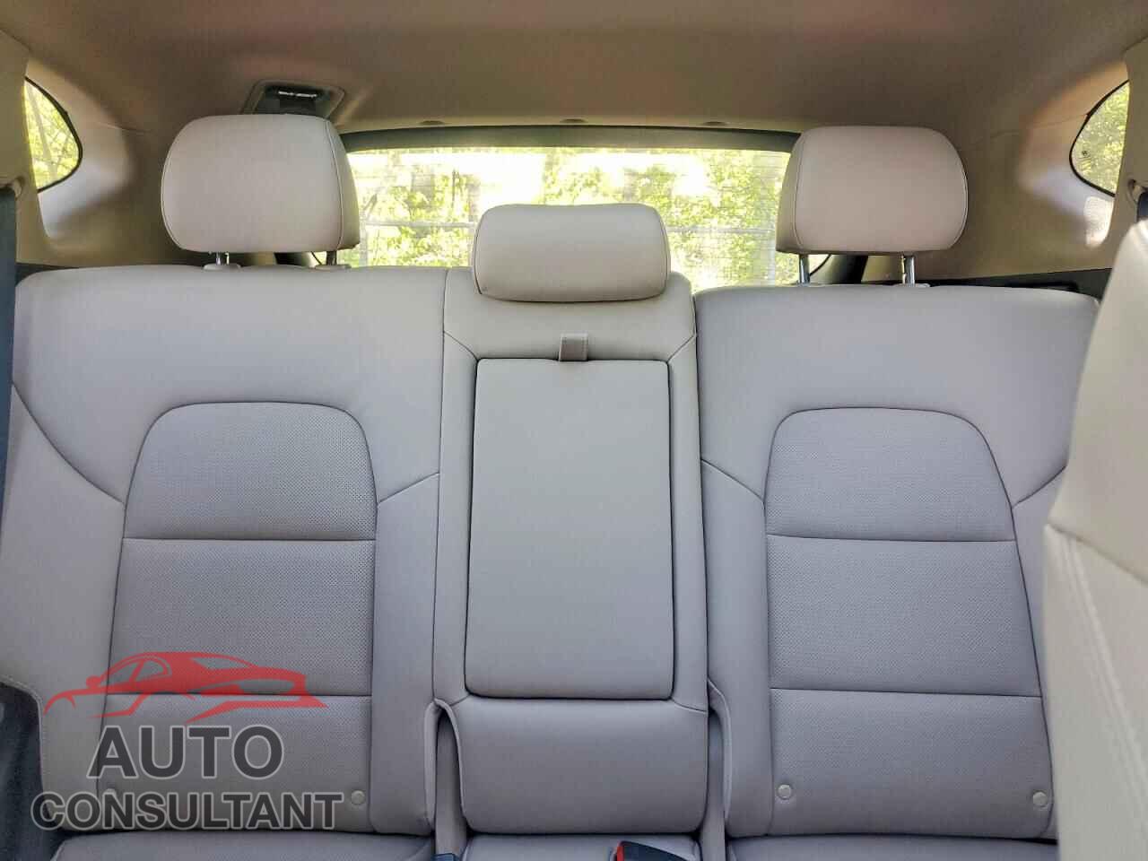 HYUNDAI TUCSON 2017 - KM8J3CA20HU435758