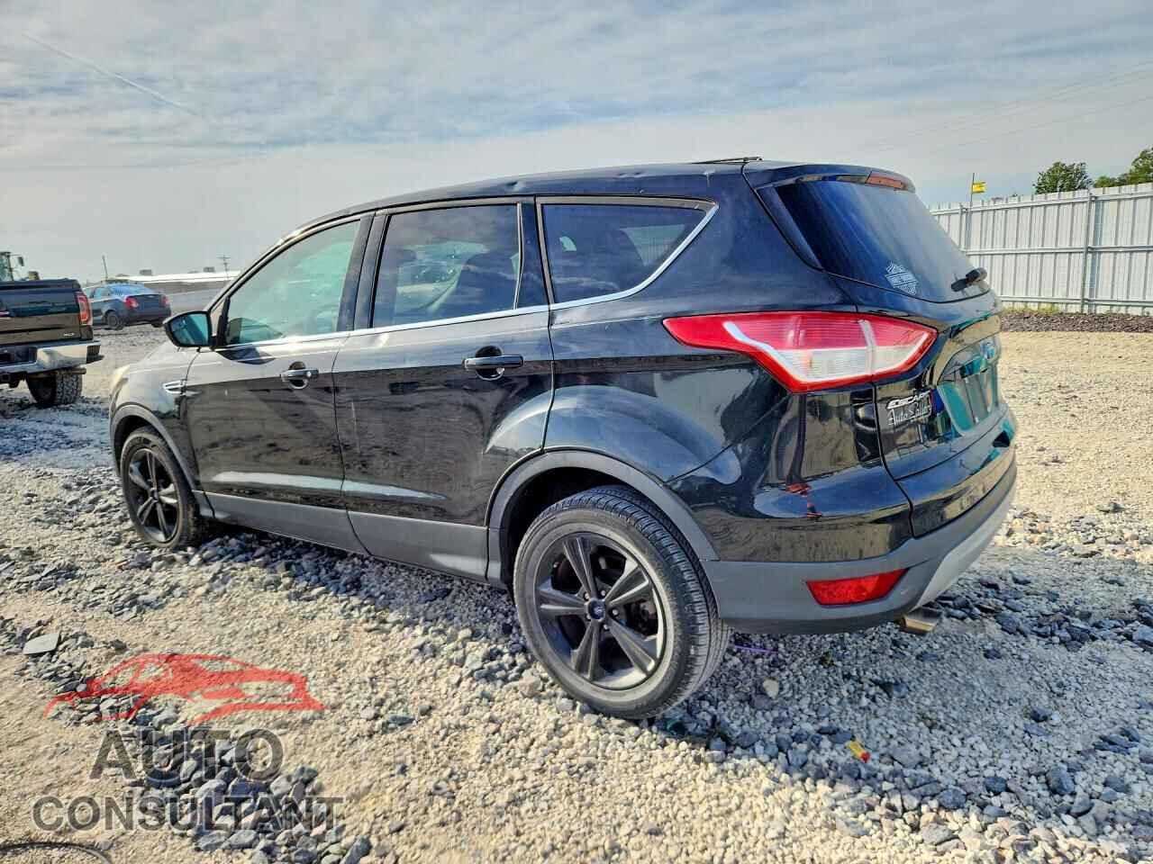 FORD ESCAPE 2014 - 1FMCU0GX8EUC28117