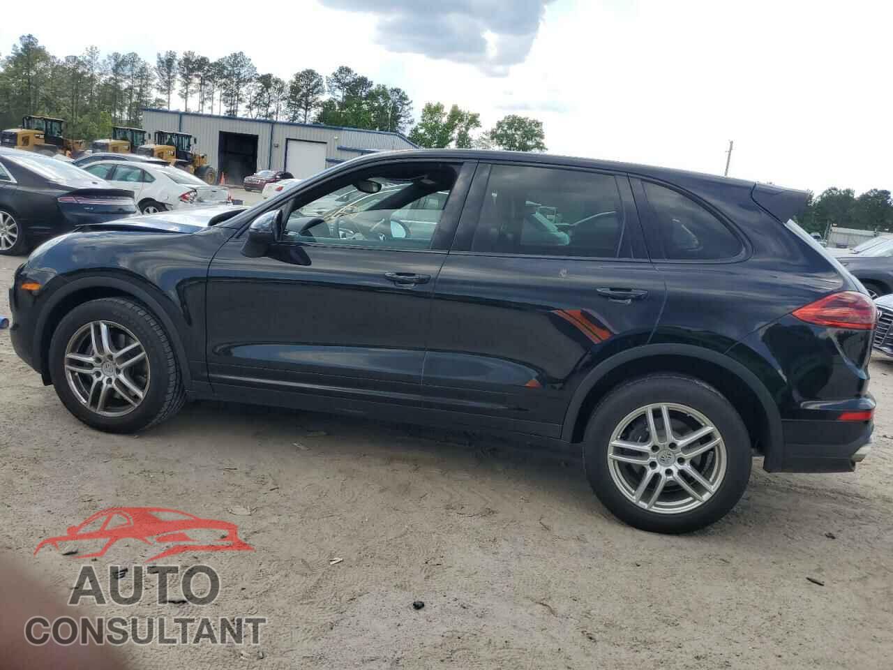 PORSCHE CAYENNE 2018 - WP1AA2A22JKA06545