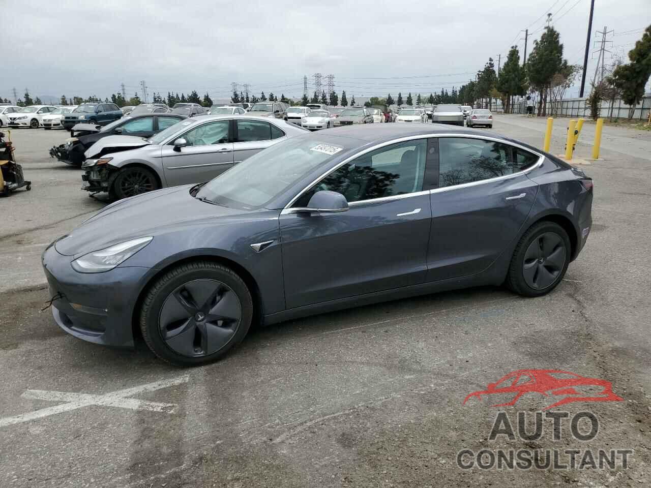 TESLA MODEL 3 2018 - 5YJ3E1EB5JF150719
