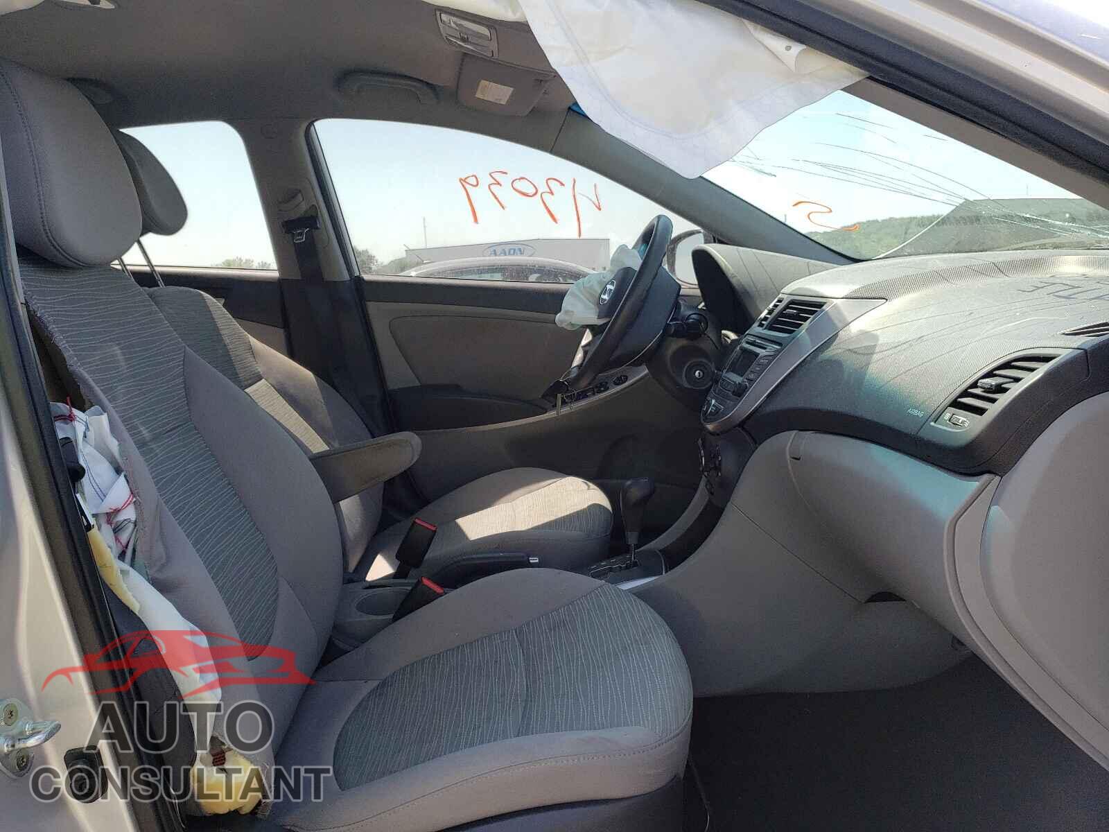 HYUNDAI ACCENT 2017 - KMHCT4AE7HU346309