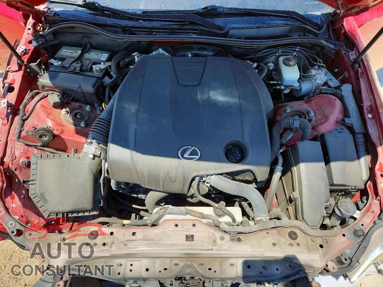 LEXUS IS 2015 - JTHBF1D22F5059456