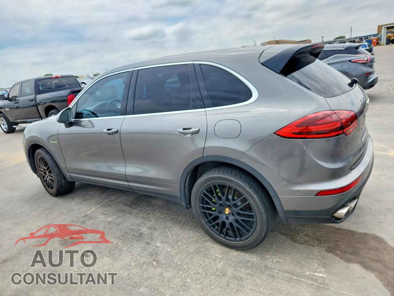 PORSCHE CAYENNE 2015 - WP1AE2A2XFLA53845
