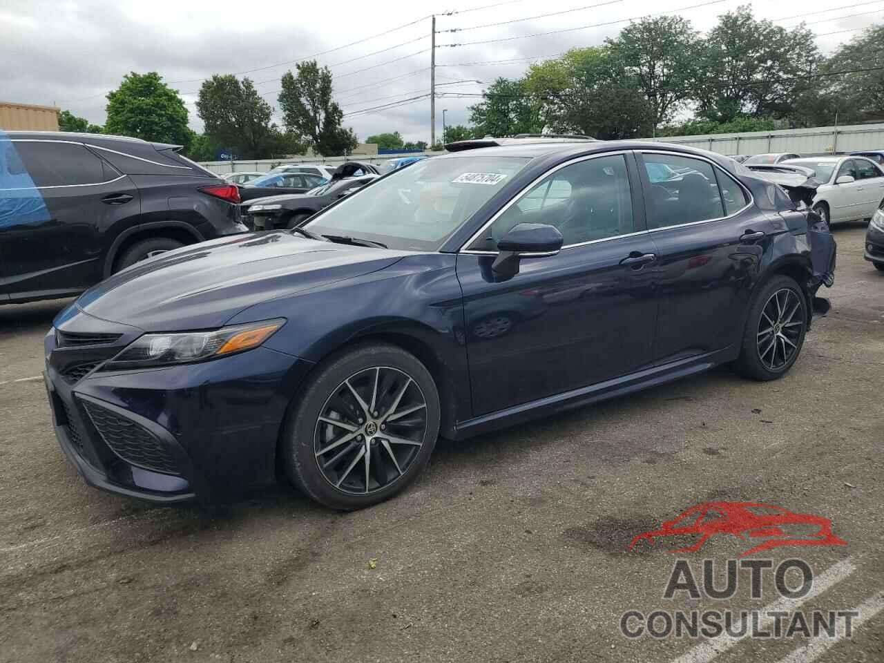 TOYOTA CAMRY 2022 - 4T1G11AK6NU054898