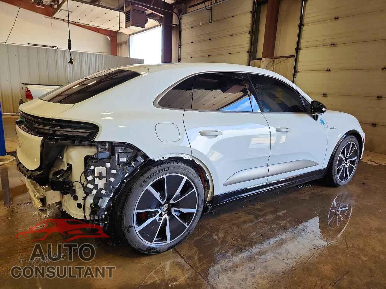 PORSCHE MACAN 2024 - WP1AC2XA3RL200674