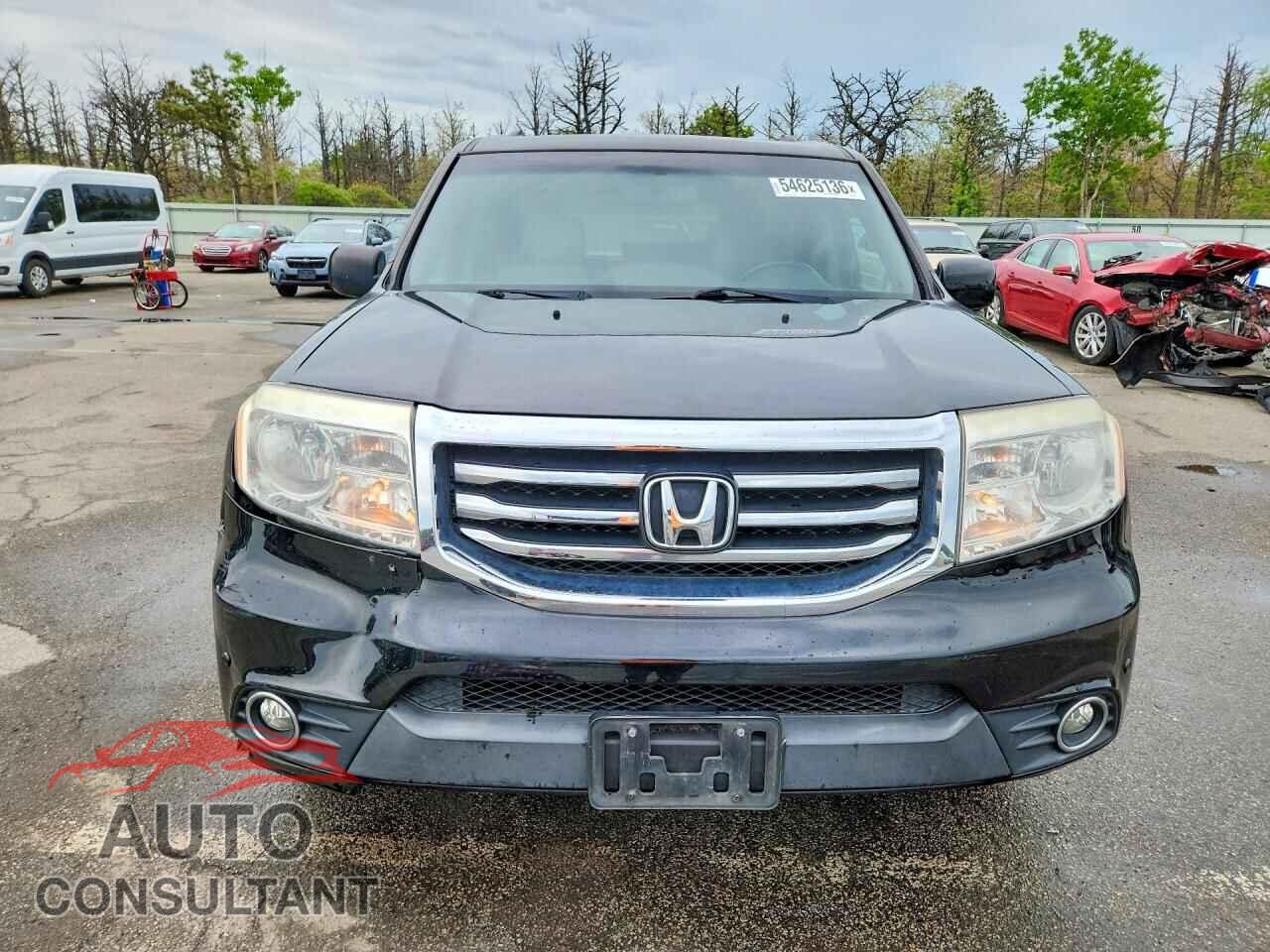 HONDA PILOT 2015 - 5FNYF4H94FB008687