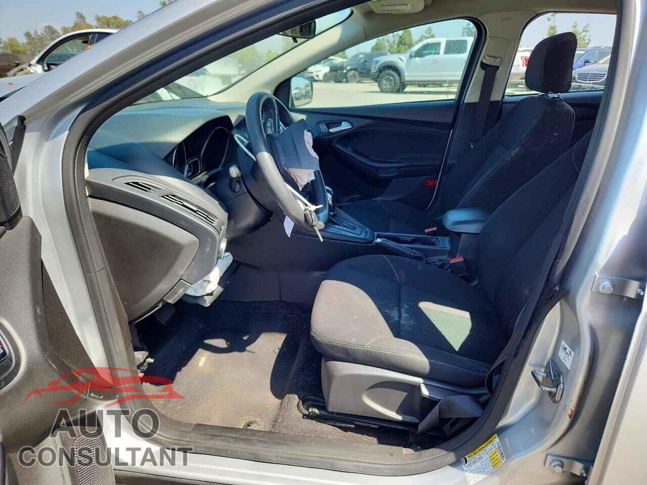 FORD FOCUS 2016 - 1FADP3F24GL263923