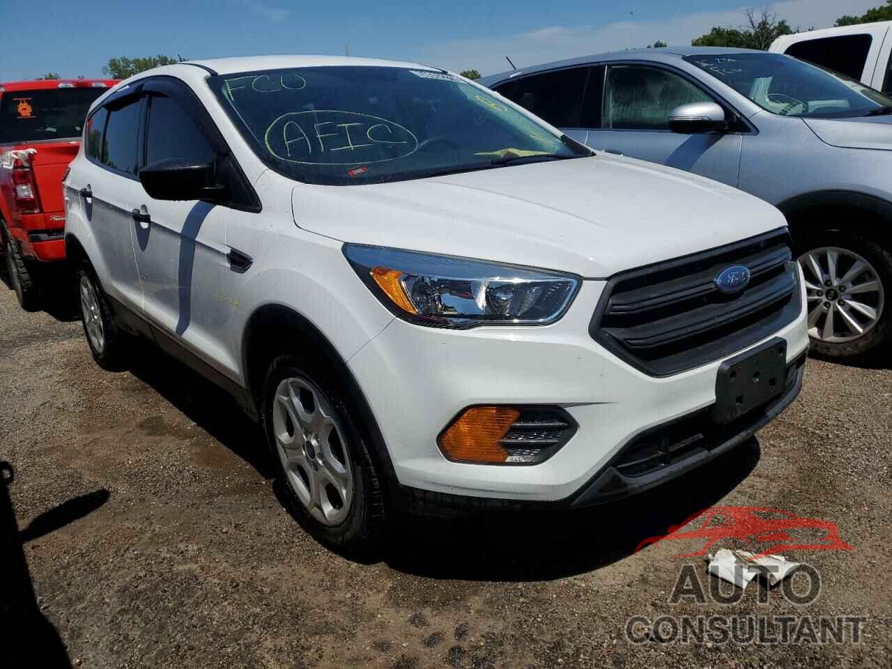 FORD ESCAPE 2017 - 1FMCU0F7XHUB02203