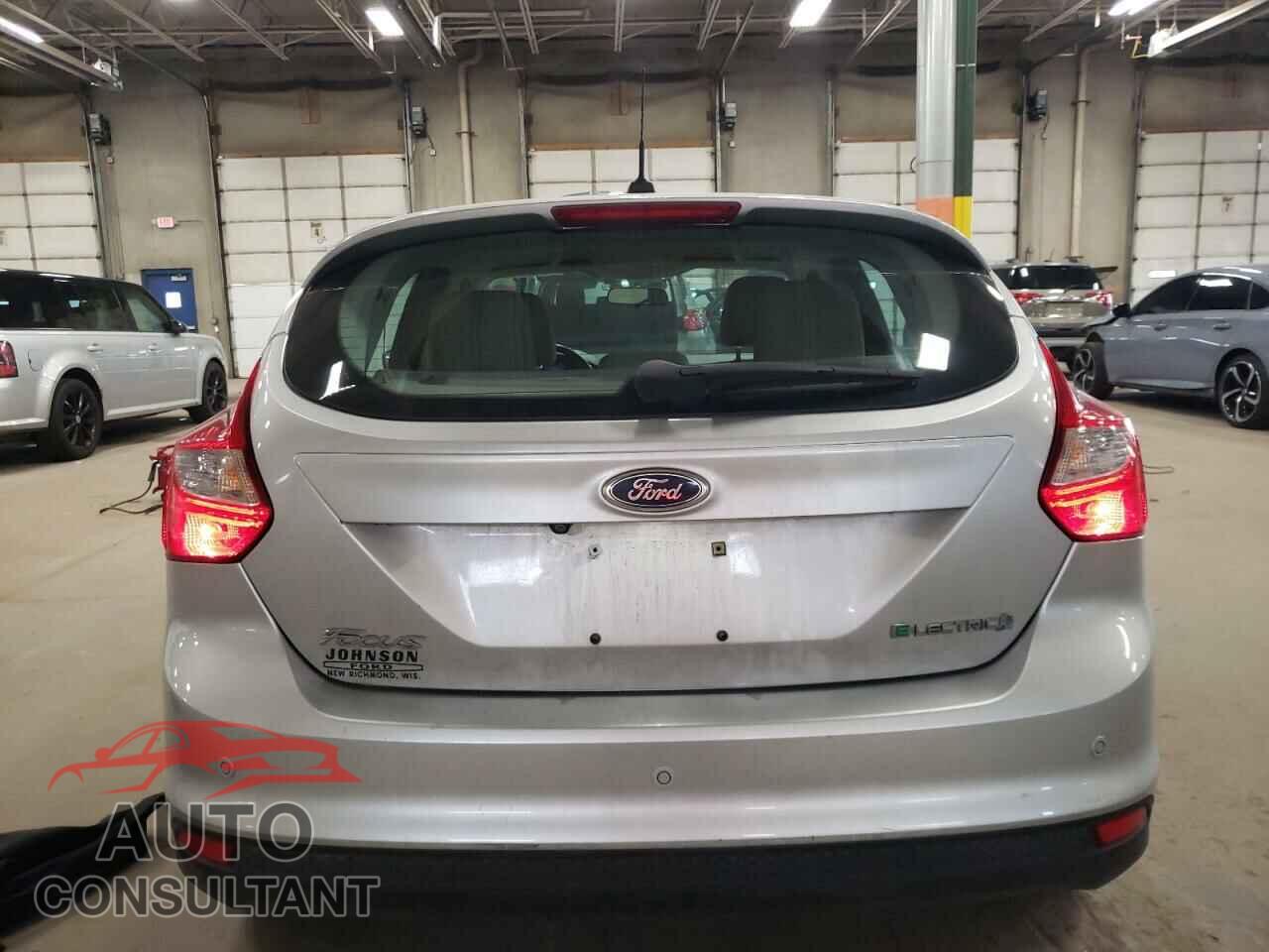 FORD FOCUS 2014 - 1FADP3R4XEL330308