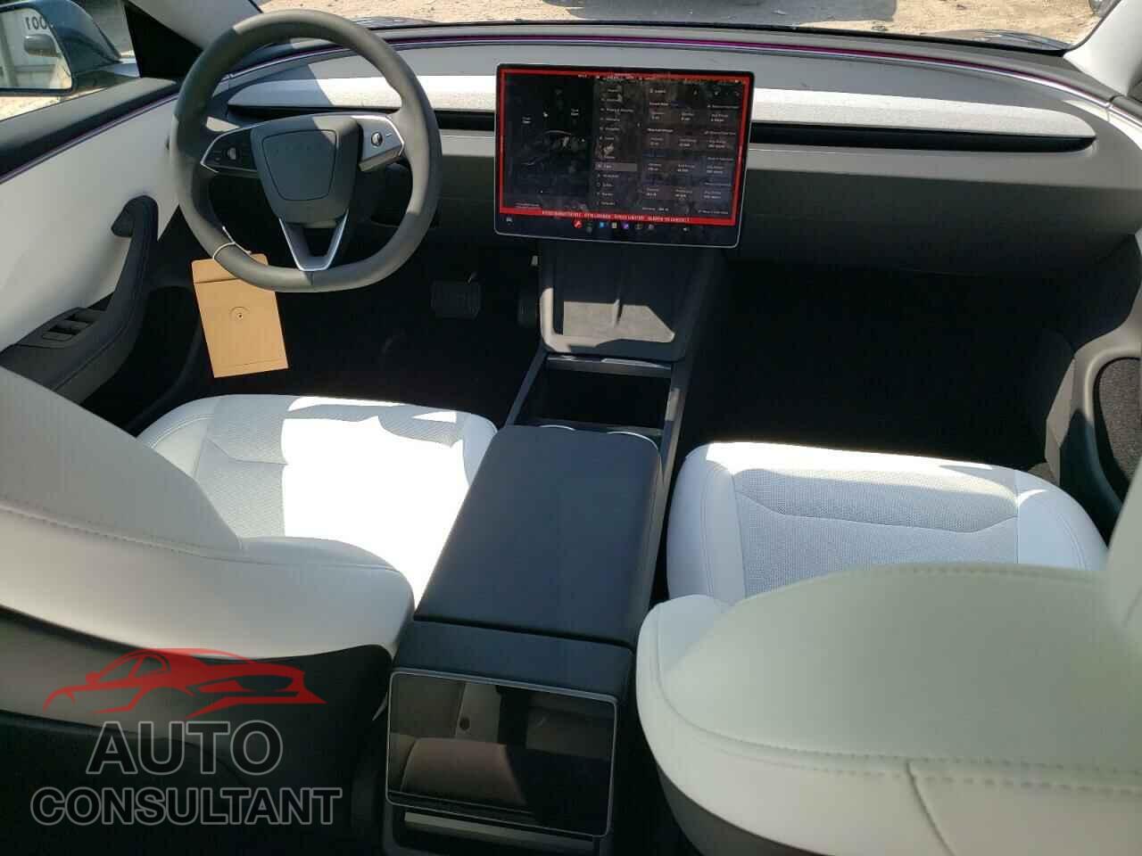 TESLA MODEL 3 2024 - 5YJ3E1EA5RF747615