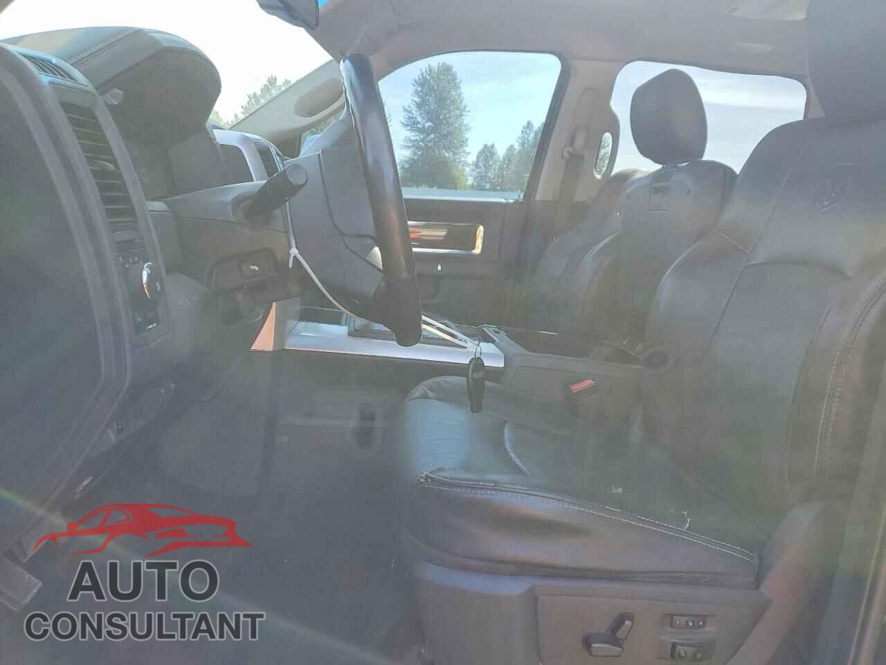 DODGE RAM 1500 2012 - 1C6RD7NT1CS280065