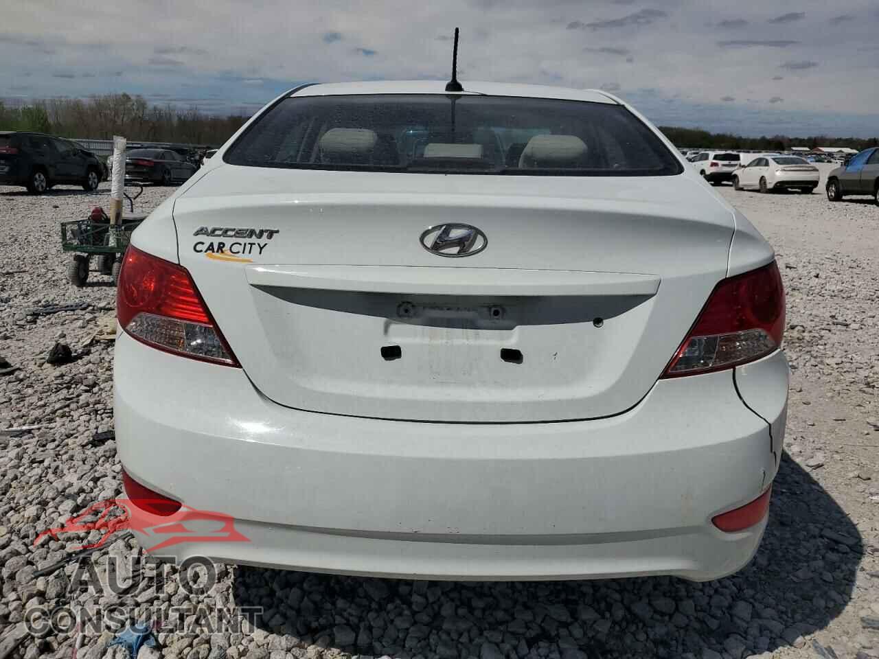 HYUNDAI ACCENT 2013 - KMHCT4AE8DU293422