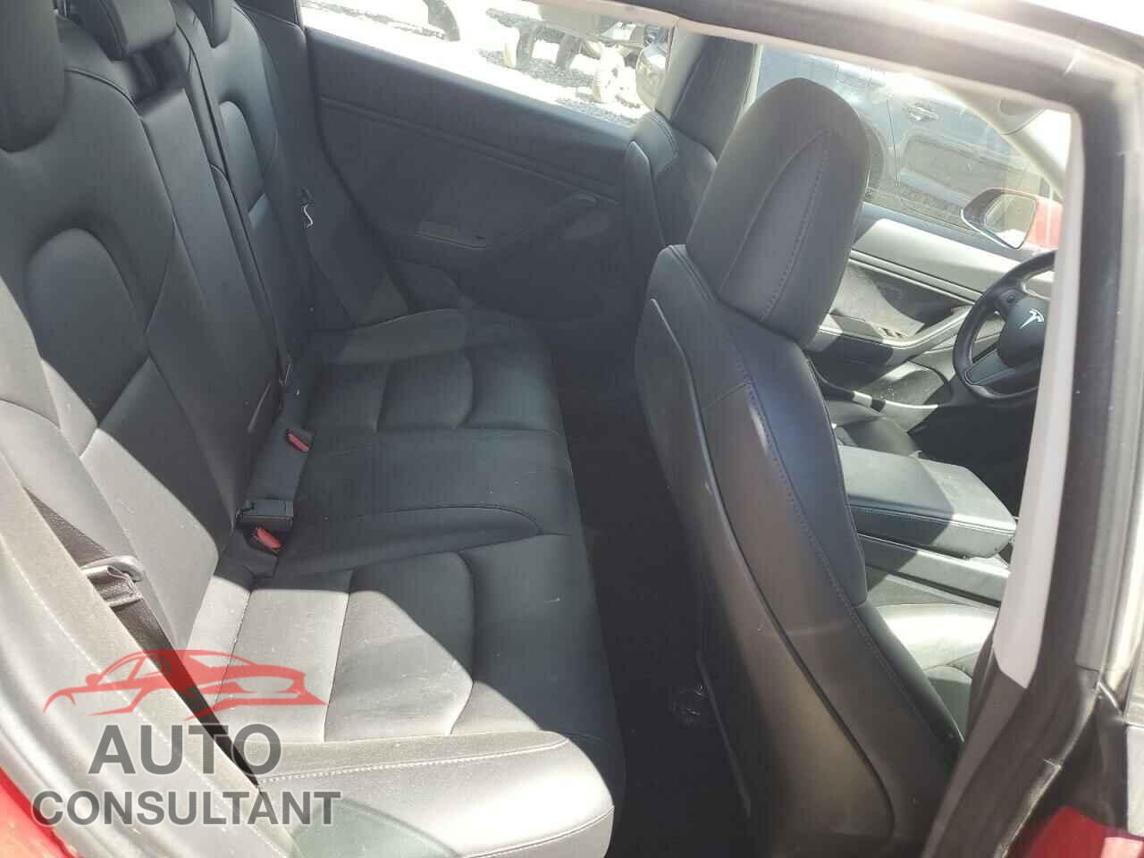 TESLA MODEL 3 2018 - 5YJ3E1EB5JF104811