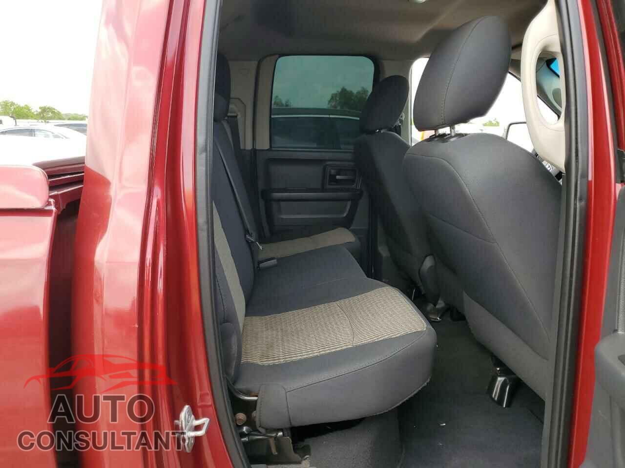 DODGE RAM 1500 2012 - 1C6RD6FT2CS159649