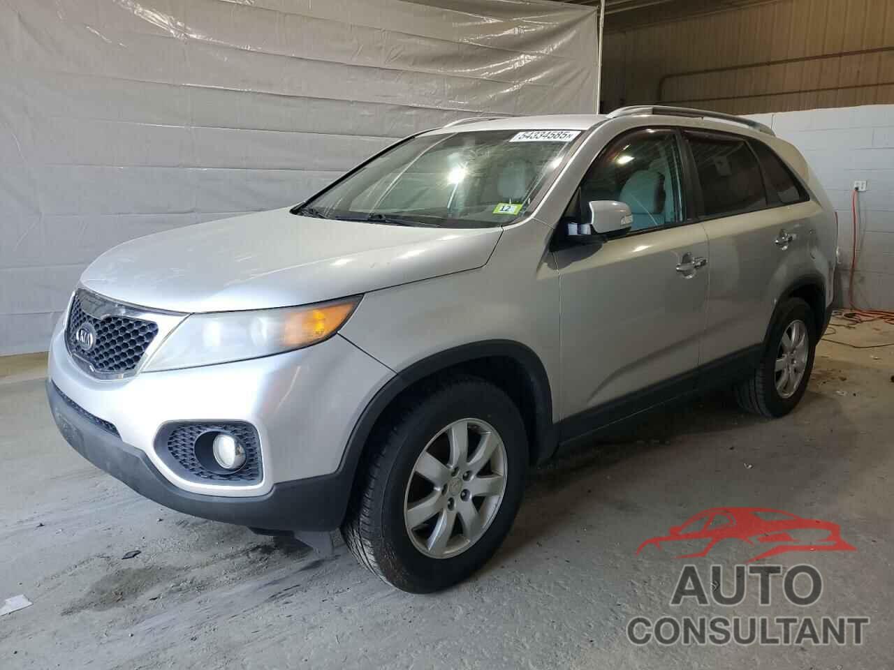 KIA SORENTO 2011 - 5XYKT3A15BG181408