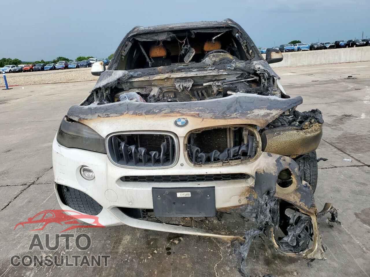BMW X5 2015 - 5UXKR2C54F0H39058