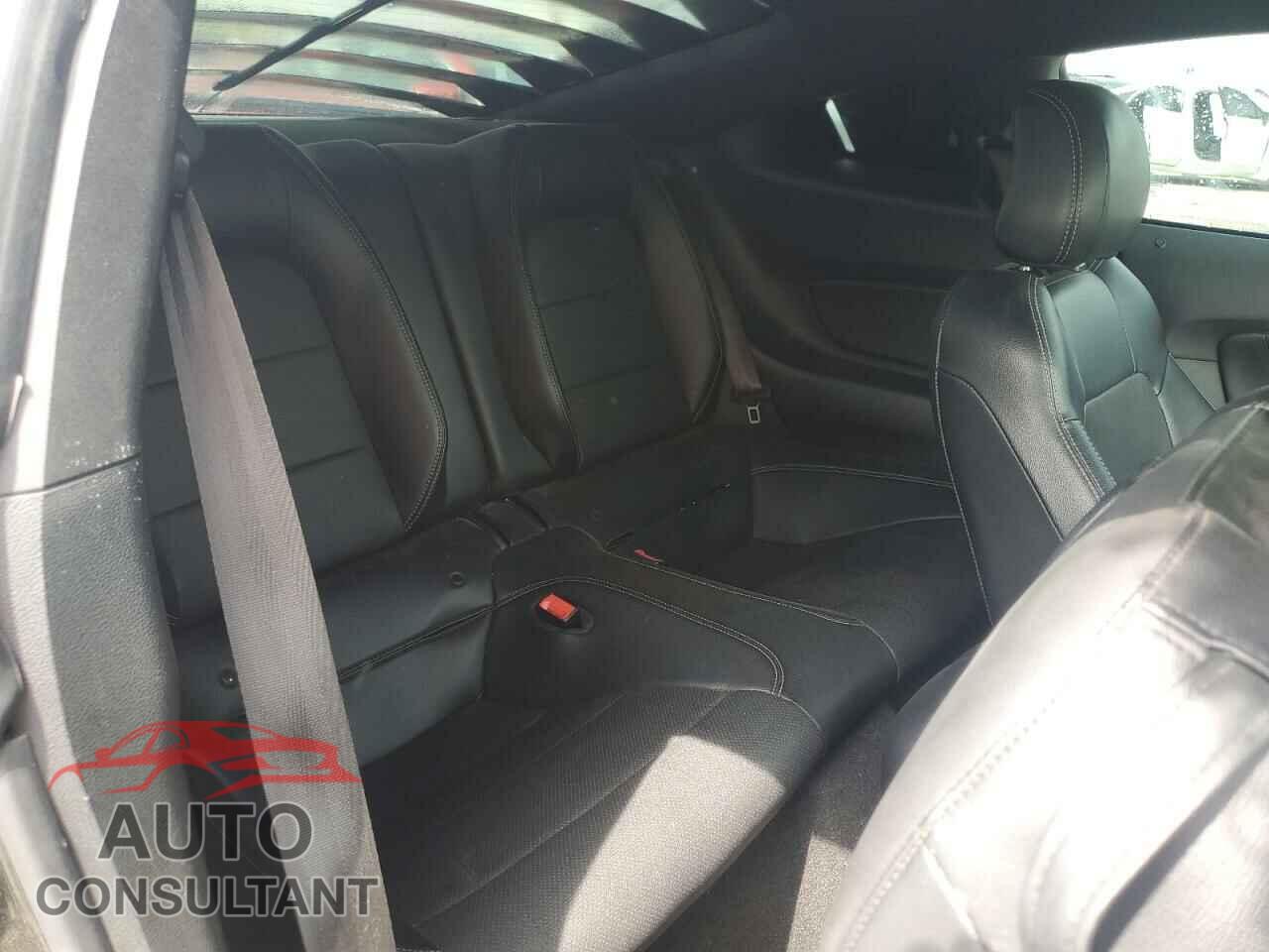 FORD MUSTANG 2019 - 1FA6P8CF5K5174615