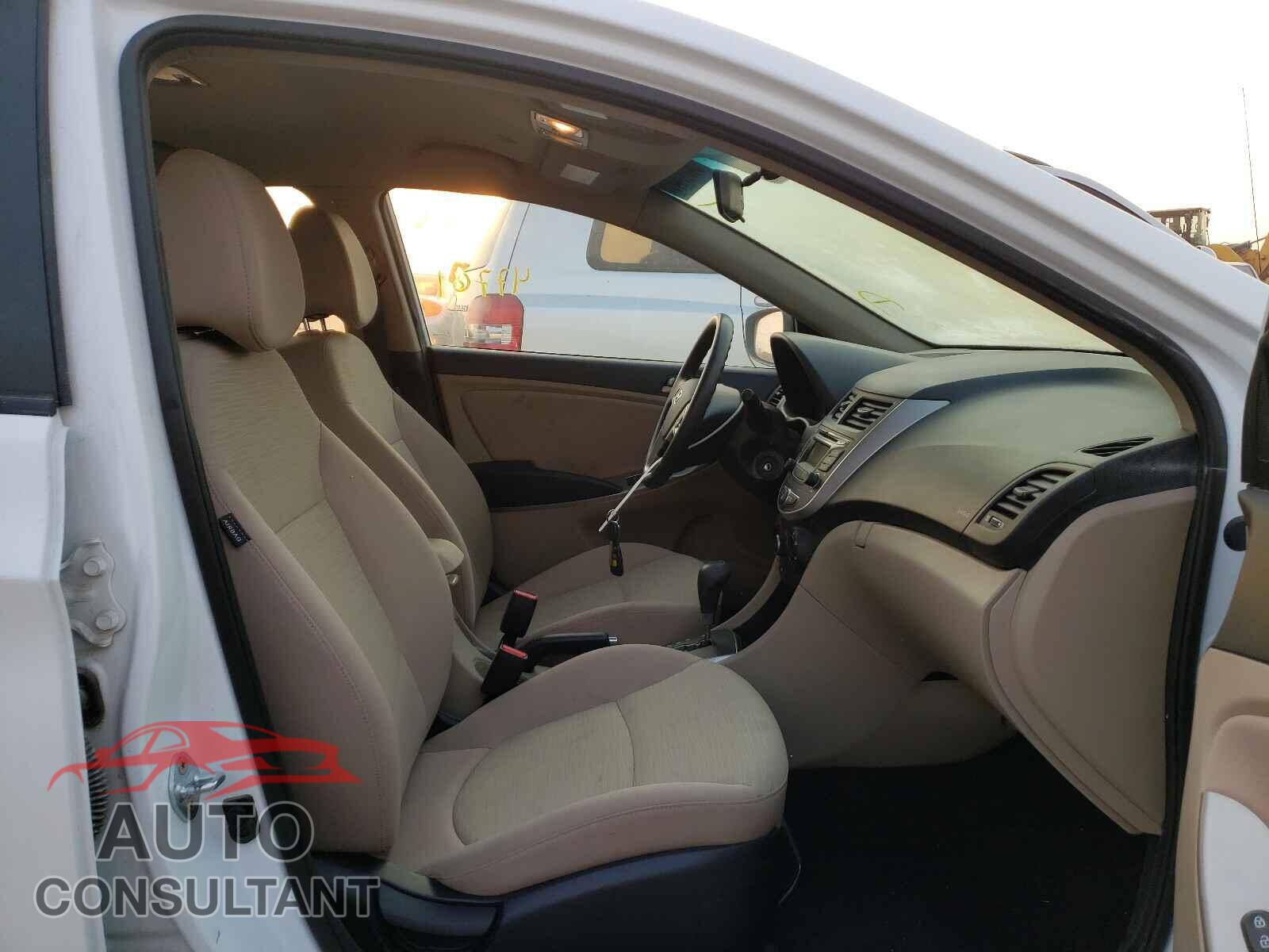 HYUNDAI ACCENT 2017 - KMHCT4AE3HU348672