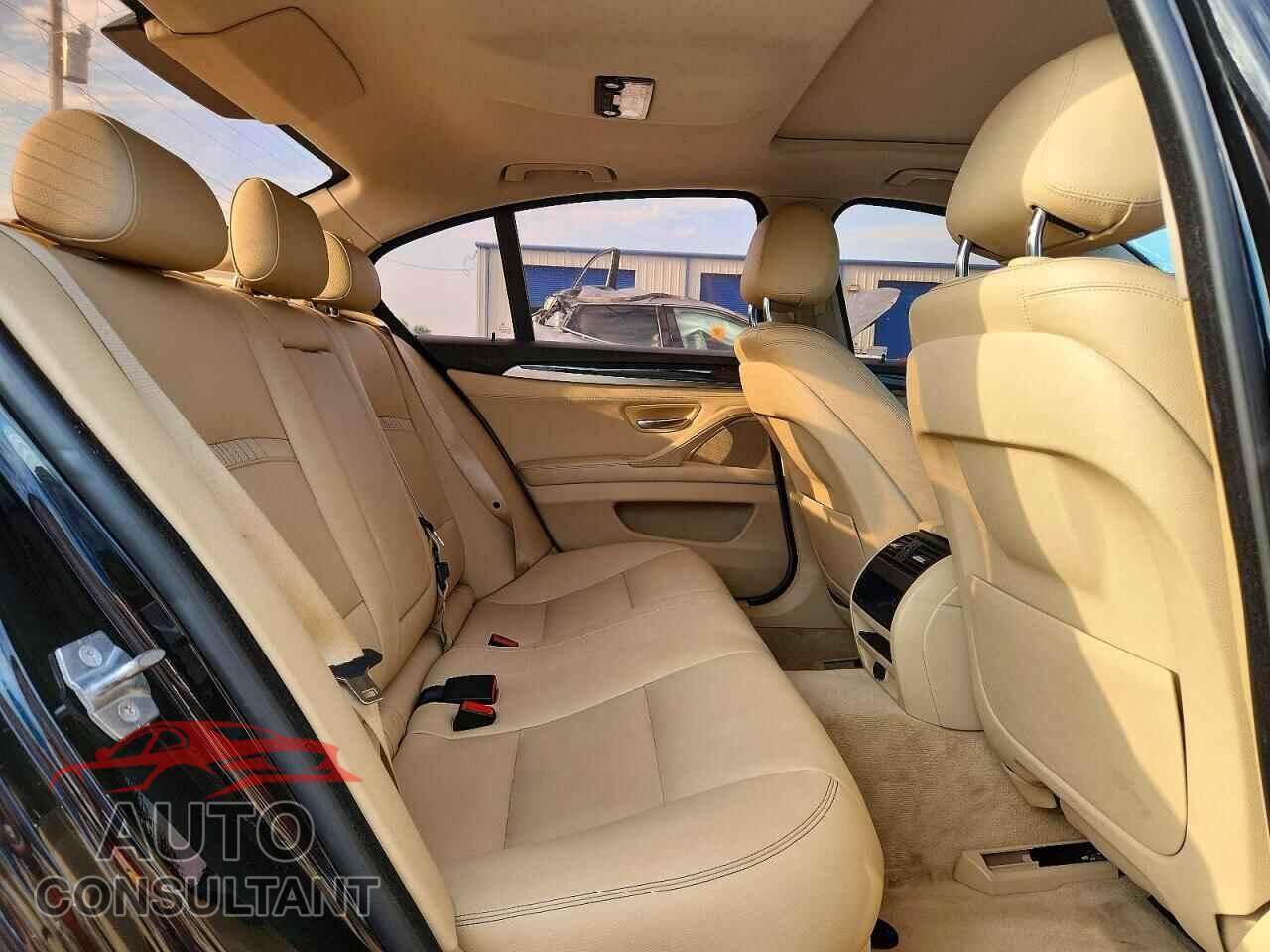 BMW 5 SERIES 2014 - WBA5A5C51ED505470