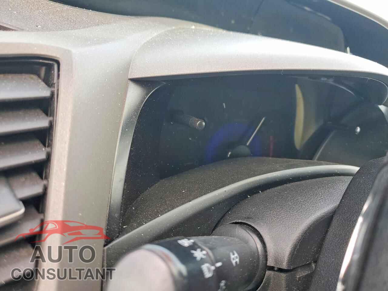 HONDA CIVIC 2012 - 19XFB2F55CE312944