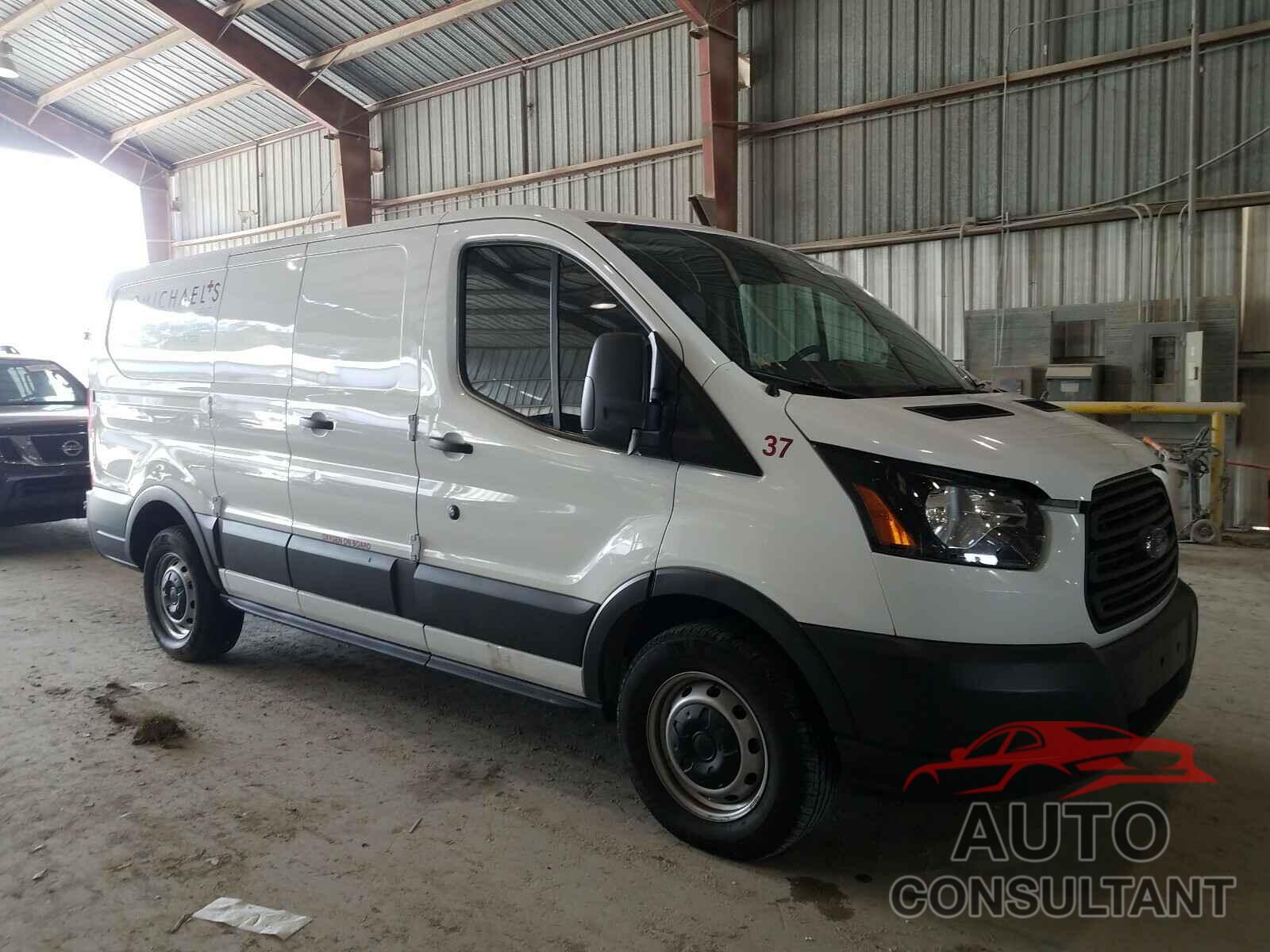 FORD TRANSIT CO 2018 - 1FTYE1ZMXJKA21945