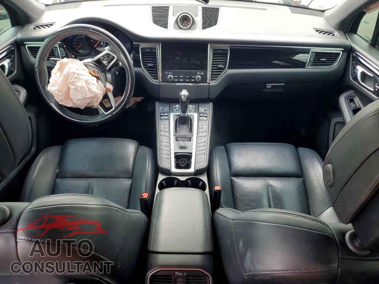 PORSCHE MACAN 2018 - WP1AA2A5XJLB14500