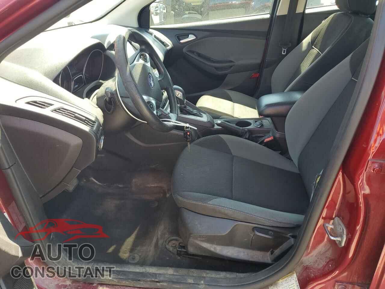 FORD FOCUS 2014 - 1FADP3F2XEL434428