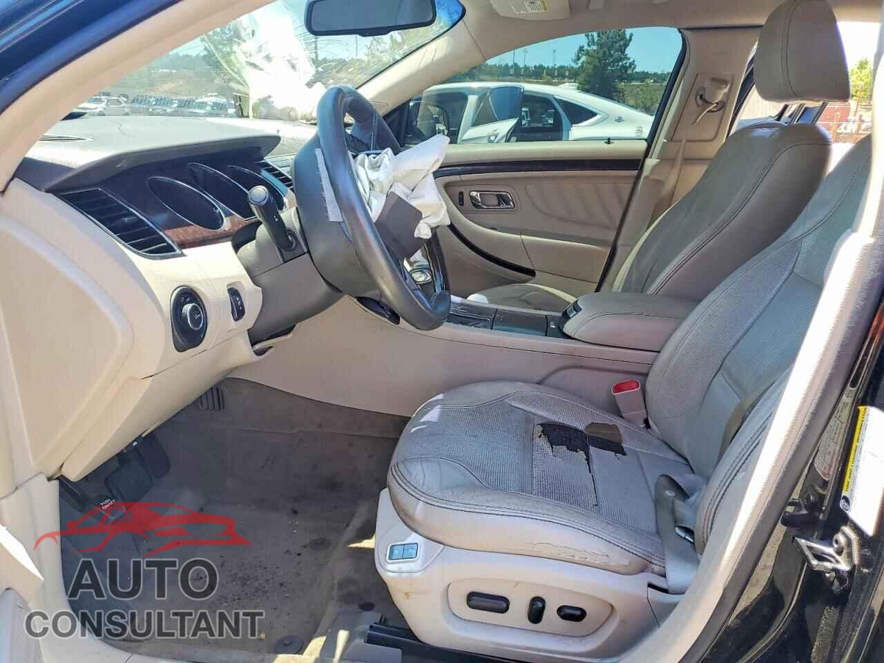 FORD TAURUS 2011 - 1FAHP2FW2BG150889