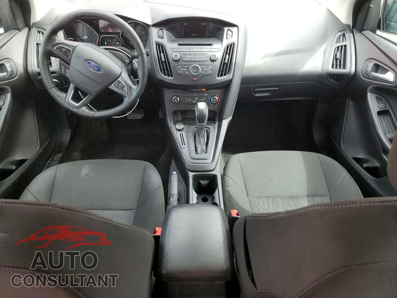 FORD FOCUS 2015 - 1FADP3F20FL339801