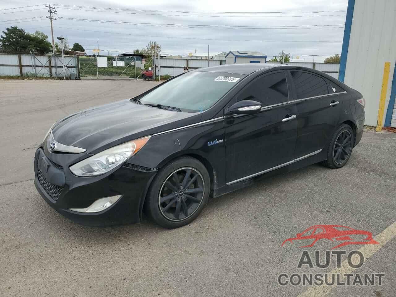 HYUNDAI SONATA 2012 - KMHEC4A43CA058510