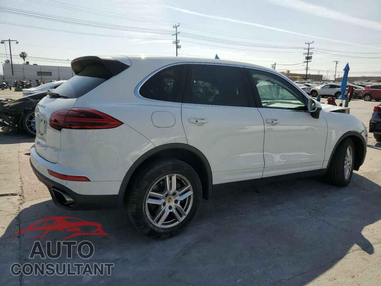 PORSCHE CAYENNE 2016 - WP1AA2A20GLA00567