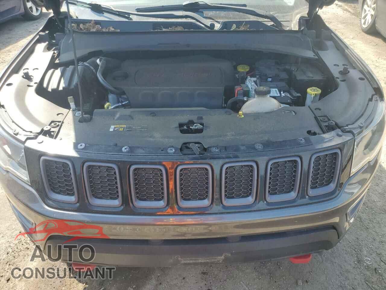 JEEP COMPASS 2018 - 3C4NJDDB6JT348332