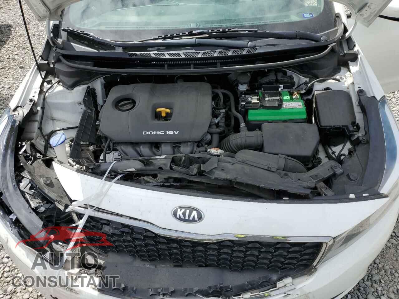 KIA FORTE 2017 - 3KPFK4A74HE067615