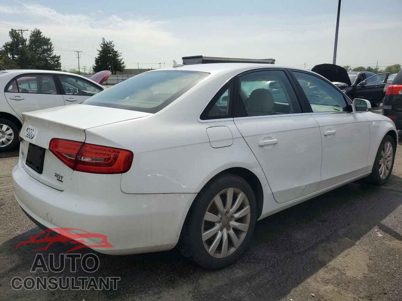 AUDI A4 2013 - WAUBFAFL7DN032237