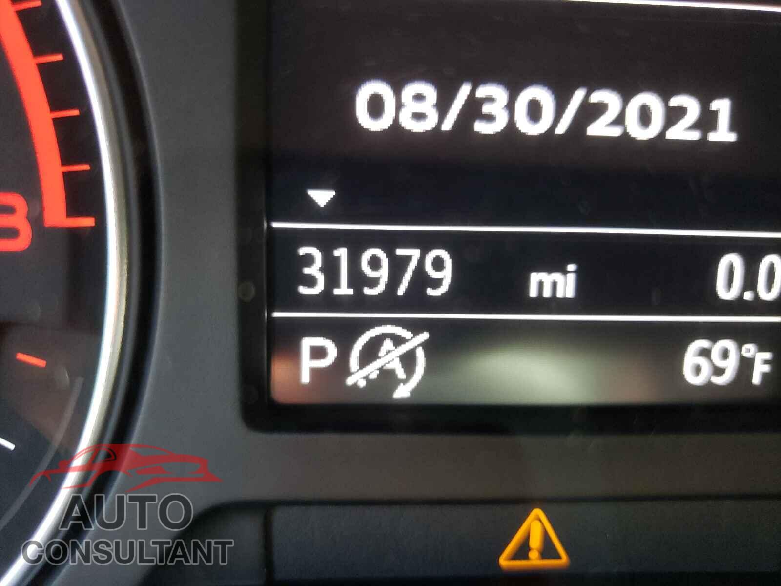 AUDI A3 2017 - WAUAUGFF7H1042438