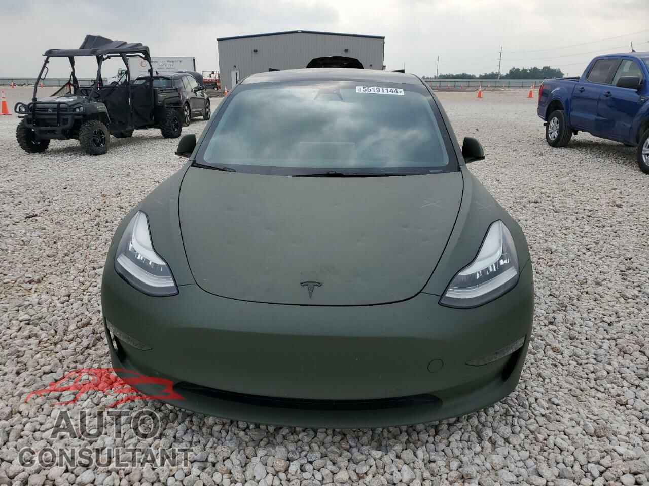 TESLA MODEL 3 2018 - 5YJ3E1EB2JF085151