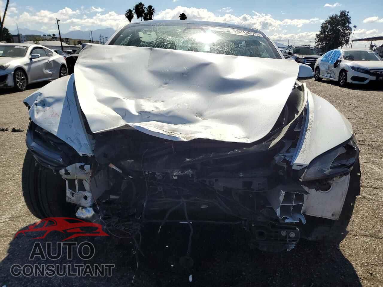 TESLA MODEL 3 2025 - 5YJ3E1EBXSF019125