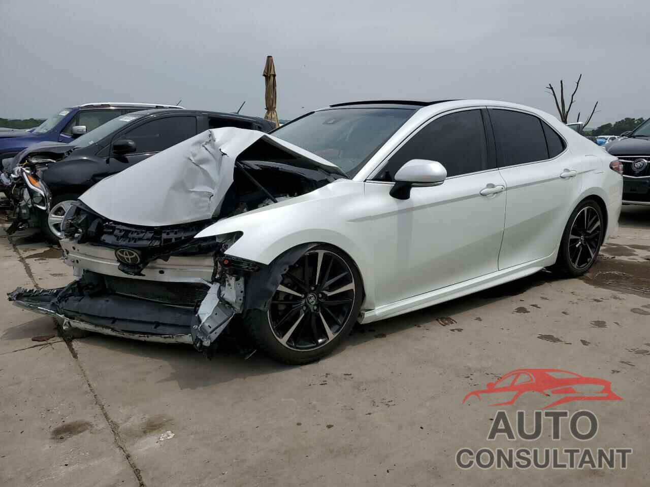TOYOTA CAMRY 2020 - 4T1K61AK2LU887610