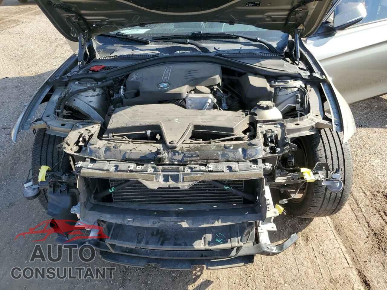 BMW 3 SERIES 2016 - WBA8E3G55GNU02467