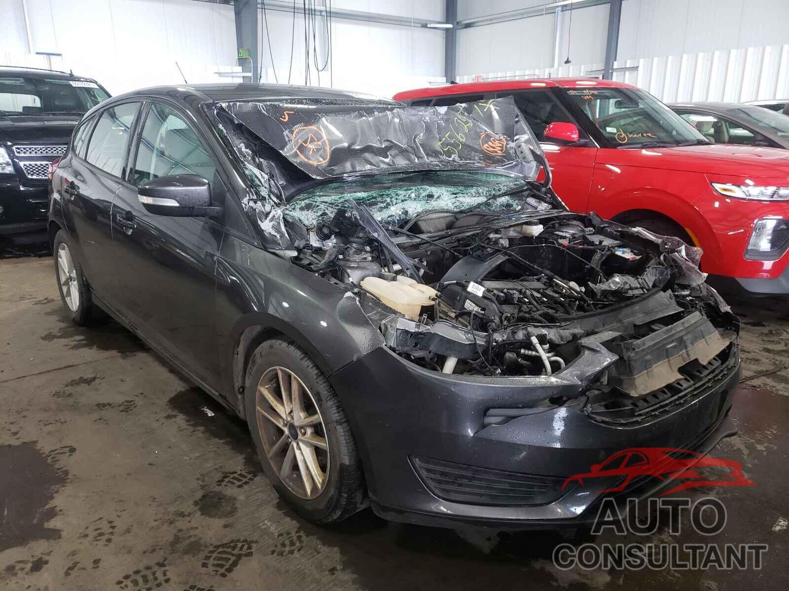 FORD FOCUS 2017 - 1FADP3K26HL249268