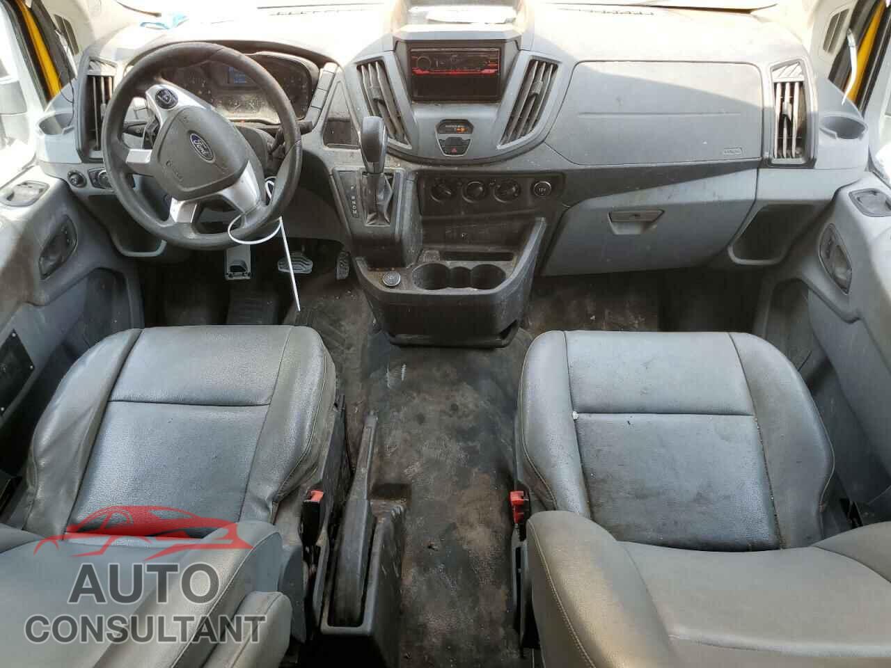FORD TRANSIT 2018 - 1FTYR2XM2JKA70697