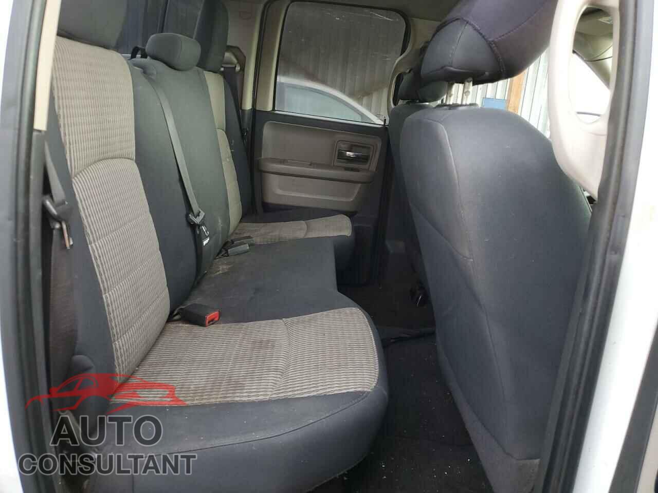 DODGE RAM 1500 2012 - 1C6RD7GT7CS137666