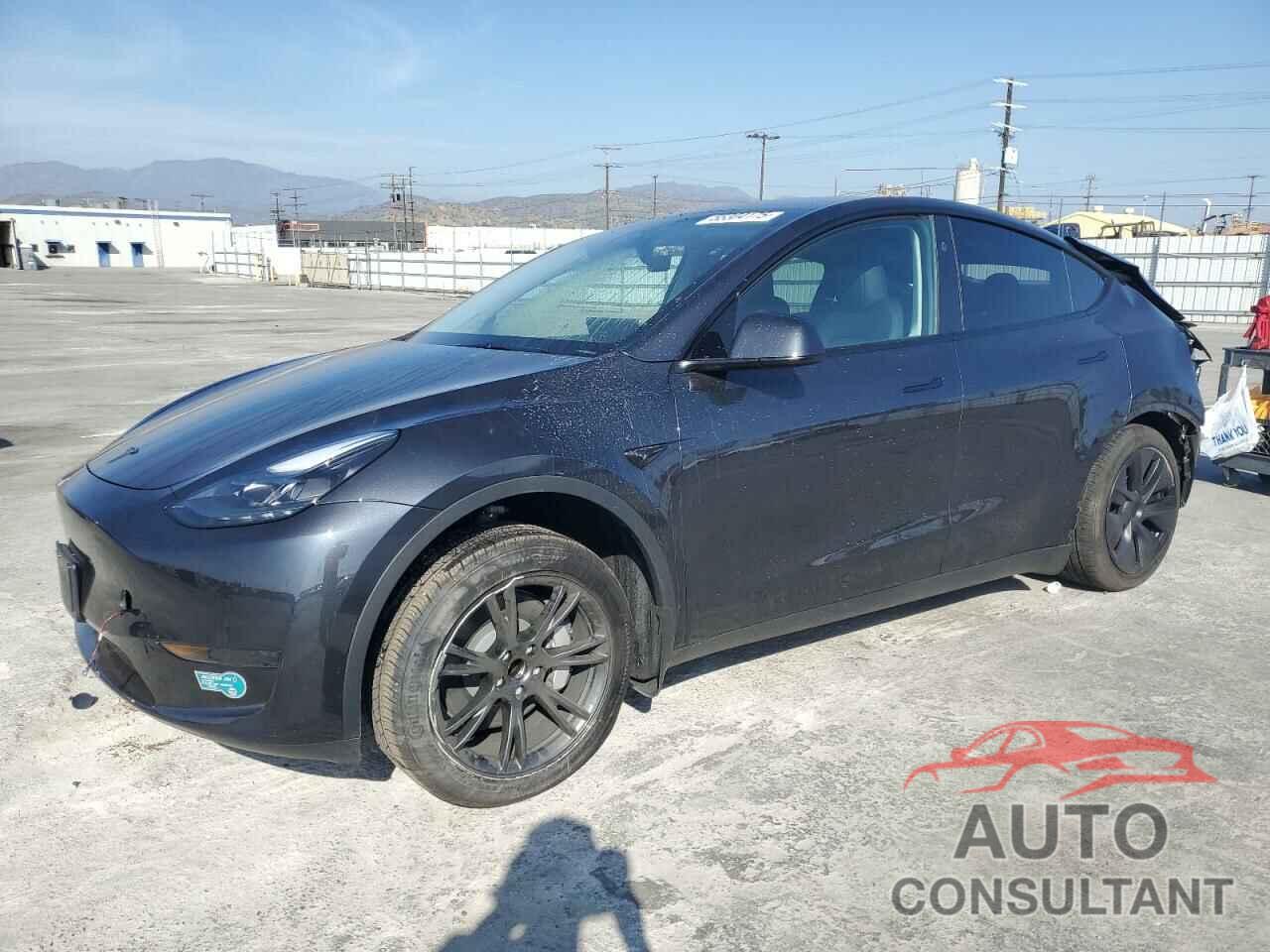 TESLA MODEL Y 2025 - 7SAYGDED2SF215033