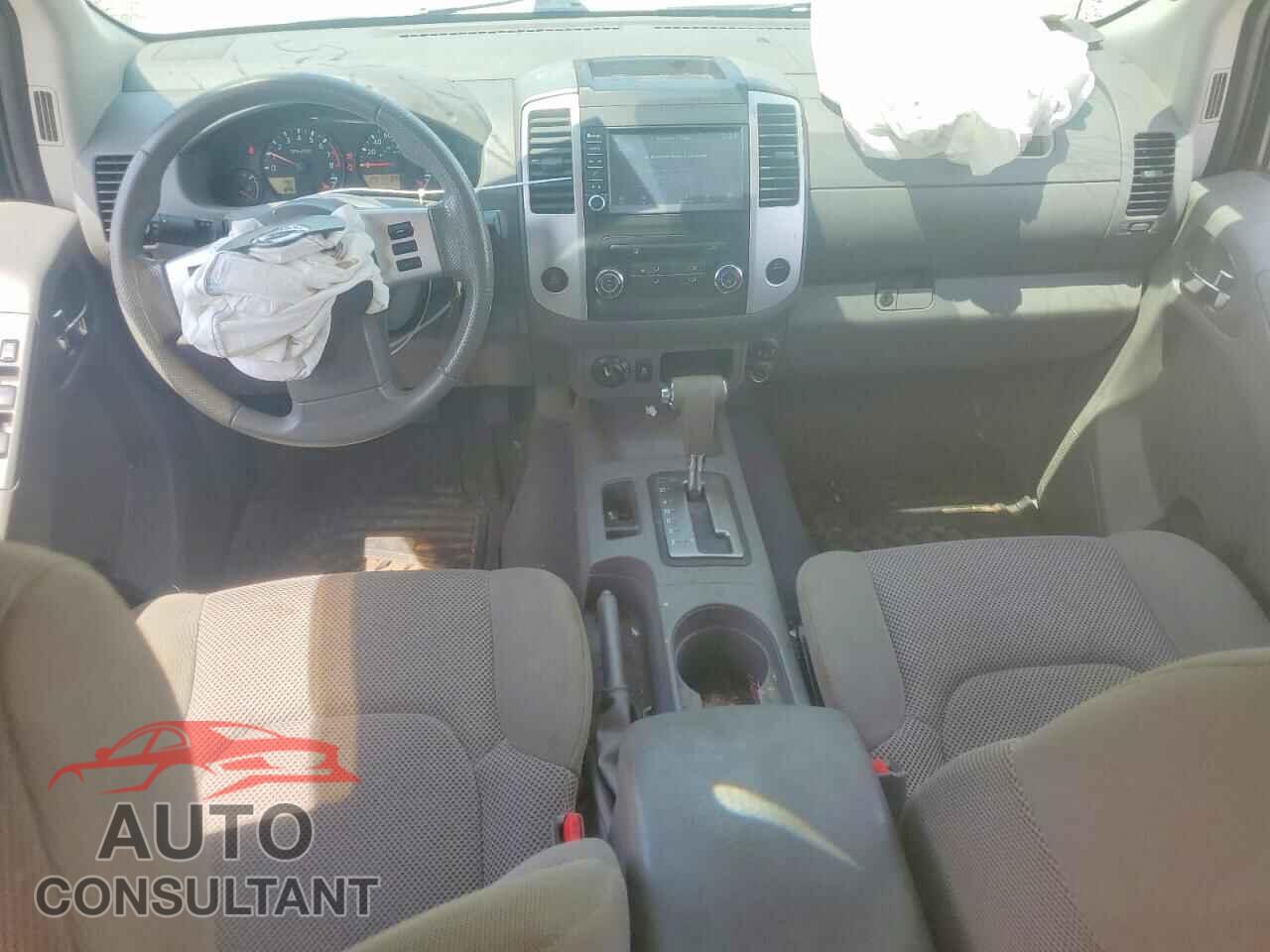 NISSAN FRONTIER 2019 - 1N6AD0EV3KN749357