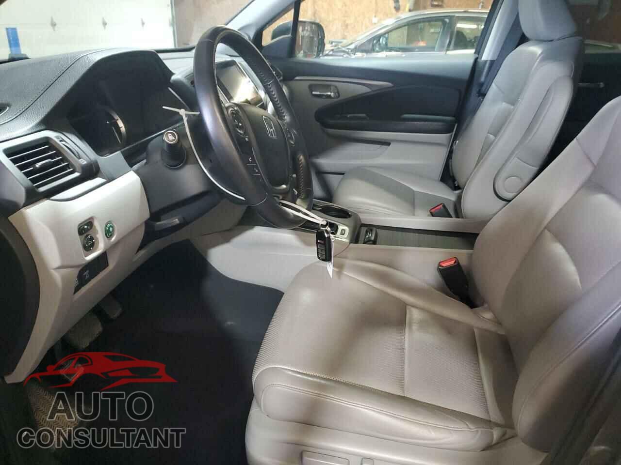 HONDA RIDGELINE 2017 - 5FPYK3F60HB028329