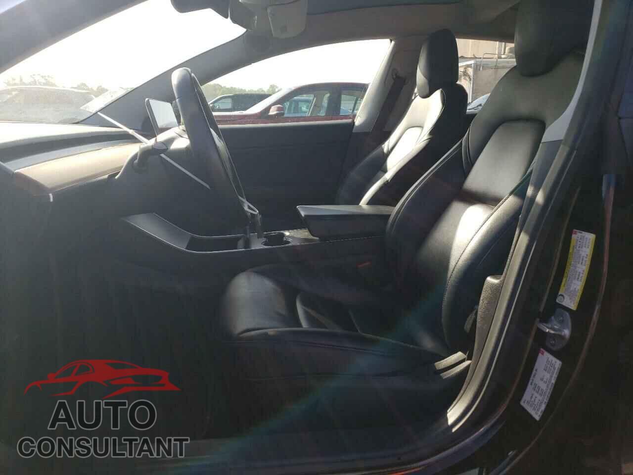 TESLA MODEL 3 2018 - 5YJ3E1EA1JF070258