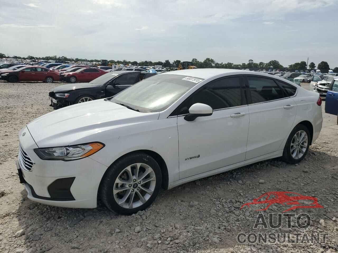 FORD FUSION 2019 - 3FA6P0LU9KR221108